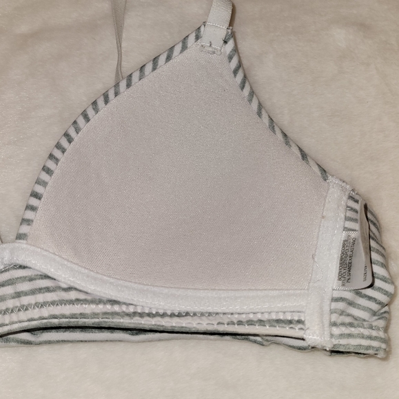 Maidenform Self Expressions Girls' Molded Pullover Comfort Bra Size 34A - Picture 9 of 14